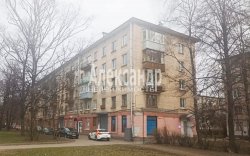 2-комнатная квартира (42м2) на продажу по адресу Замшина ул., 15— фото 6 из 13