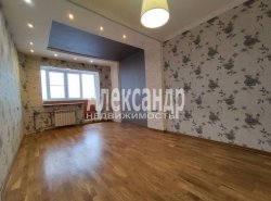 2-комнатная квартира (55м2) на продажу по адресу Выборг г., Макарова ул., 4— фото 3 из 18