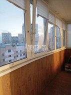 1-комнатная квартира (39м2) на продажу по адресу Шушары пос., Первомайская ул., 15— фото 15 из 17