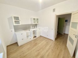 1-комнатная квартира (34м2) на продажу по адресу Мурино г., Шувалова ул., 25— фото 4 из 13