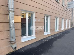 4-комнатная квартира (88м2) на продажу по адресу Курская ул., 31— фото 17 из 26