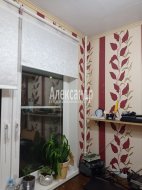 4-комнатная квартира (49м2) на продажу по адресу Краснопутиловская ул., 35— фото 7 из 20