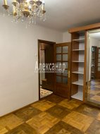 2-комнатная квартира (43м2) на продажу по адресу Сестрорецк г., Приморское шос., 314— фото 4 из 15
