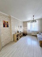 1-комнатная квартира (43м2) на продажу по адресу Мурино г., Петровский бул., 2— фото 9 из 24
