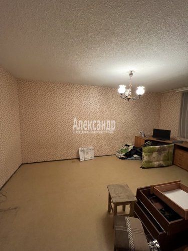 1-комнатная квартира (35м2) на продажу по адресу Советский пос., Комсомольская ул., 14— фото 1 из 13