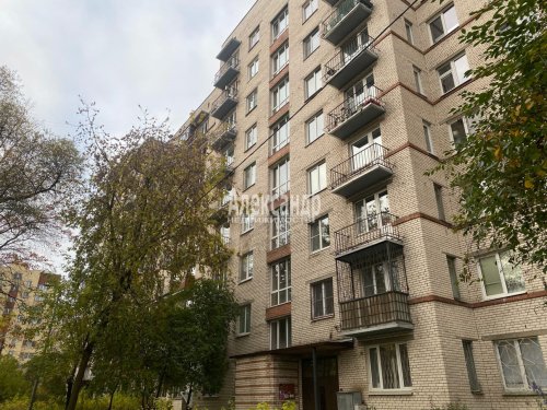 2-комнатная квартира (47м2) на продажу по адресу Лени Голикова ул., 4— фото 1 из 14