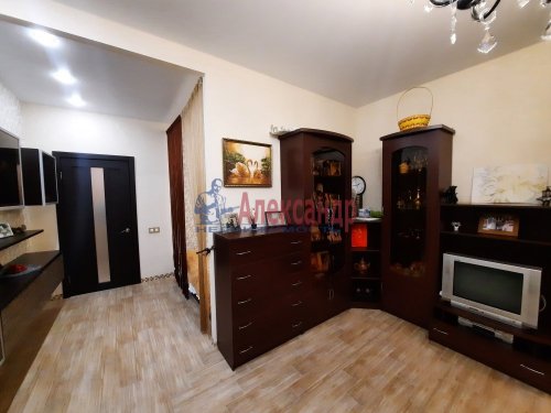 1-комнатная квартира (56м2) на продажу по адресу Лыжный пер., 8— фото 1 из 12