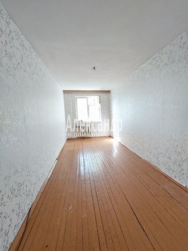 2-комнатная квартира (44м2) на продажу по адресу Глажево пос., 7— фото 1 из 8
