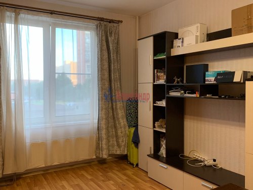 1-комнатная квартира (38м2) на продажу по адресу Нахимова ул., 20— фото 1 из 14