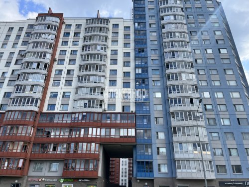 1-комнатная квартира (41м2) на продажу по адресу Ленинский просп., 72— фото 1 из 18