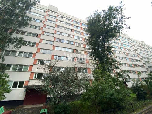 1-комнатная квартира (30м2) на продажу по адресу Добровольцев ул., 54— фото 1 из 17