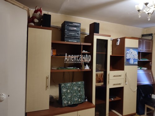 2-комнатная квартира (49м2) на продажу по адресу Ломоносов г., Костылева ул., 16— фото 1 из 14