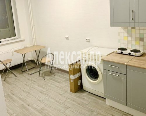 1-комнатная квартира (32м2) на продажу по адресу Мурино г., Авиаторов Балтики просп., 19— фото 1 из 6