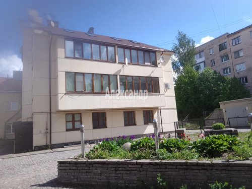 2-комнатная квартира (88м2) на продажу по адресу Выборг г., Гагарина ул., 7б— фото 1 из 21