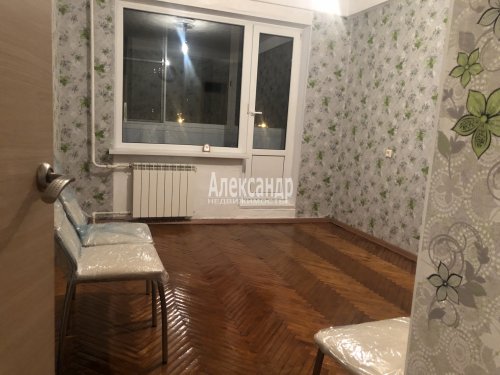 2-комнатная квартира (45м2) на продажу по адресу Приозерск г., Калинина ул., 23а— фото 1 из 16