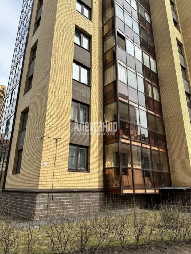 2-комнатная квартира (57м2) на продажу по адресу Мурино г., Менделеева бул., 12— фото 1 из 25