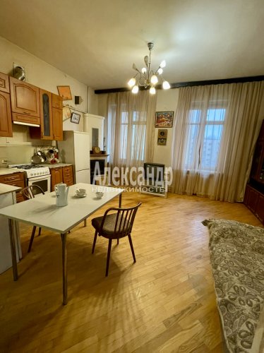 3-комнатная квартира (96м2) на продажу по адресу Кондратьевский просп., 51— фото 1 из 22