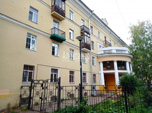 2-комнатная квартира (55м2) на продажу по адресу Стачек просп., 150— фото 1 из 17