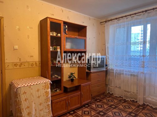 1-комнатная квартира (36м2) на продажу по адресу Стародеревенская ул., 23— фото 1 из 15