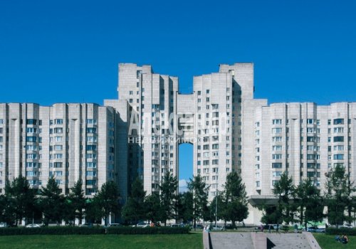 3-комнатная квартира (71м2) на продажу по адресу Новосмоленская наб., 1— фото 1 из 40