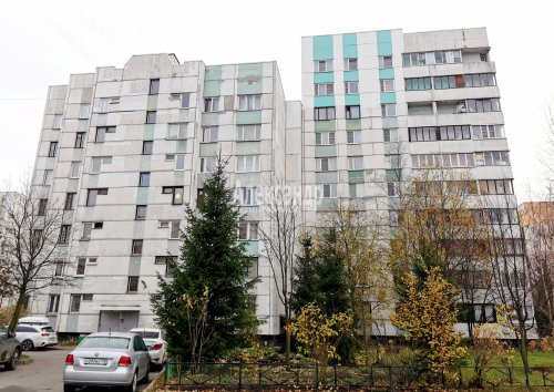 3-комнатная квартира (74м2) на продажу по адресу Шуваловский просп., 55— фото 1 из 14