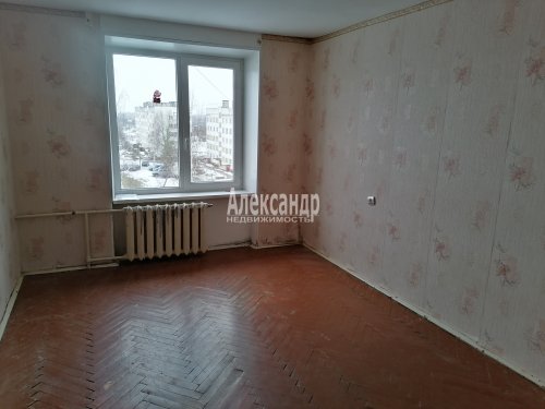 3-комнатная квартира (56м2) на продажу по адресу Любань пос., Мельникова просп., 9— фото 1 из 13