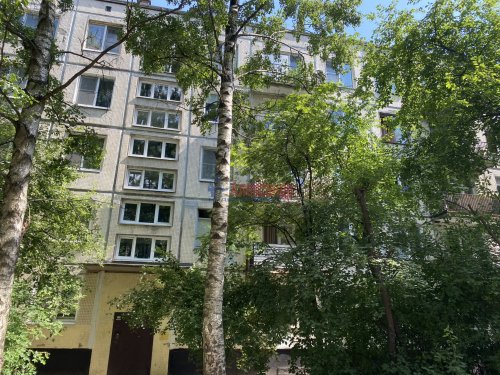 2-комнатная квартира (42м2) на продажу по адресу Маршала Жукова просп., 72— фото 1 из 13