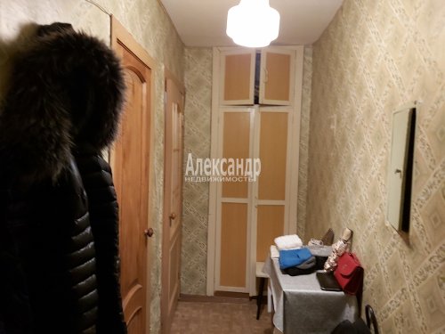 1-комнатная квартира (31м2) на продажу по адресу Волхов г., Молодежная ул., 16— фото 1 из 11