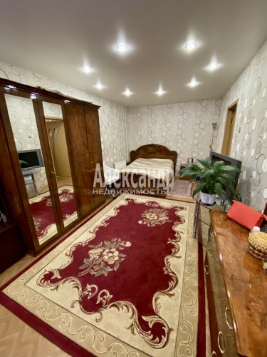 2-комнатная квартира (64м2) на продажу по адресу Костюшко ул., 2— фото 1 из 18