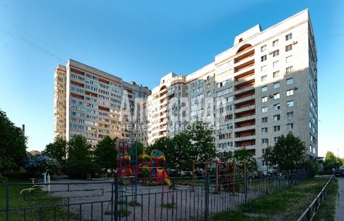 1-комнатная квартира (46м2) на продажу по адресу Стародеревенская ул., 6— фото 1 из 15