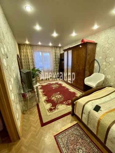 2-комнатная квартира (64м2) на продажу по адресу Костюшко ул., 2— фото 1 из 11