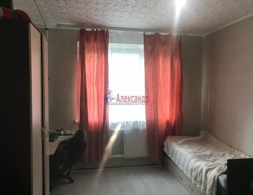 3-комнатная квартира (69м2) на продажу по адресу Луначарского пр., 1— фото 1 из 10