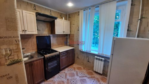 2-комнатная квартира (50м2) на продажу по адресу Приморское шос., 302— фото 1 из 15