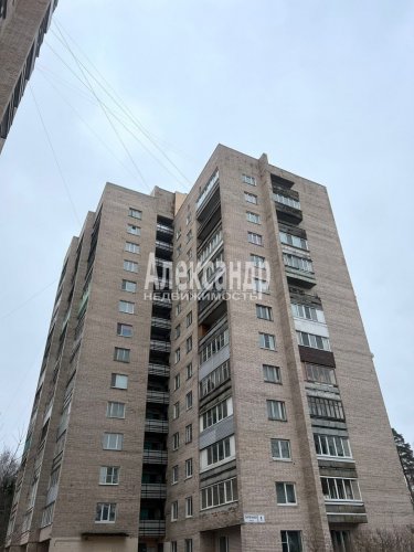 1-комнатная квартира (32м2) на продажу по адресу Сертолово г., Заречная ул., 1— фото 1 из 15