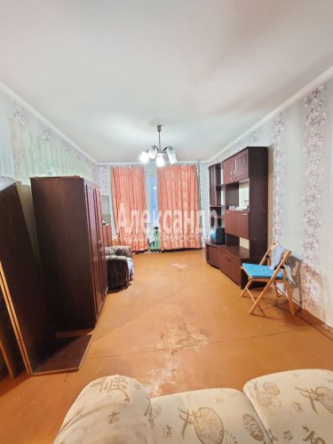 1-комнатная квартира (33м2) на продажу по адресу Глажево пос., 12— фото 1 из 7