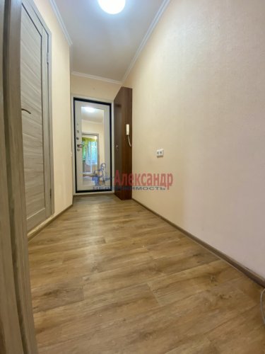 3-комнатная квартира (44м2) на продажу по адресу Апрельская ул., 6— фото 1 из 21