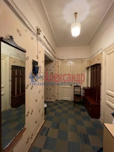 Комната в 5-комнатной квартире (137м2) на продажу по адресу 4-я Красноармейская ул., 14— фото 1 из 18