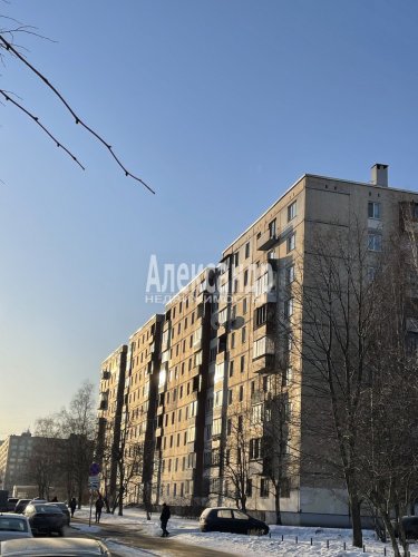 2-комнатная квартира (56м2) на продажу по адресу Солидарности пр., 5— фото 1 из 13