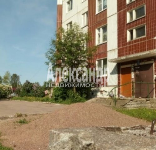 4-комнатная квартира (86м2) на продажу по адресу Приморск г., Выборгское шос., 9— фото 1 из 15
