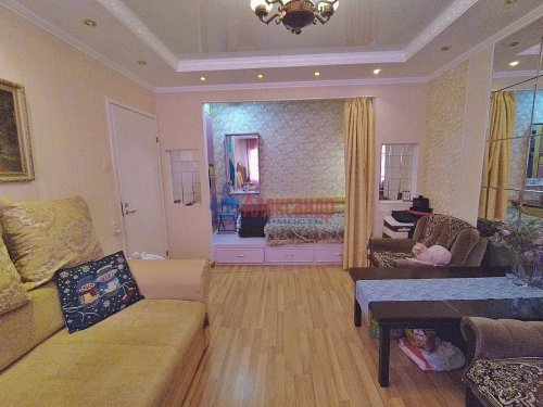 1-комнатная квартира (33м2) на продажу по адресу Советский пос., Дружбы ул., 5— фото 1 из 7