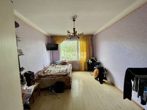 3-комнатная квартира (62м2) на продажу по адресу 2 Рабфаковский пер., 6— фото 1 из 13