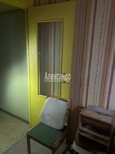 3-комнатная квартира (47м2) на продажу по адресу Рощино пос., Советская ул., 25— фото 1 из 24