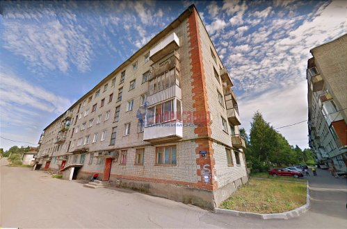 4-комнатная квартира (62м2) на продажу по адресу Лесогорский пгт., Октябрьская ул., 2— фото 1 из 16