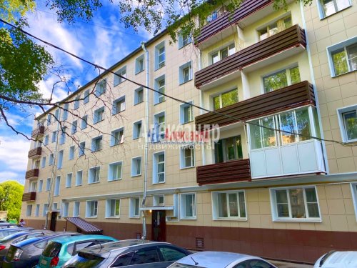 2-комнатная квартира (44м2) на продажу по адресу Лесогорский пгт., Гагарина ул., 13— фото 1 из 12
