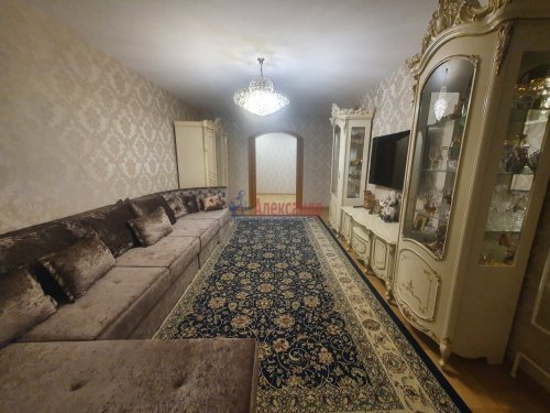3-комнатная квартира (93м2) на продажу по адресу Октябрьская наб., 70— фото 1 из 16