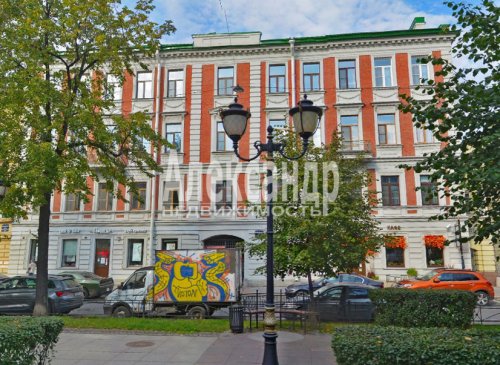 2-комнатная квартира (82м2) на продажу по адресу Фурштатская ул., 50— фото 1 из 16