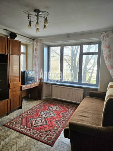 1-комнатная квартира (31м2) на продажу по адресу Замшина ул., 50— фото 1 из 28