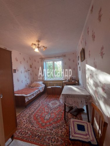 3-комнатная квартира (67м2) на продажу по адресу Глажево пос., 11— фото 1 из 9
