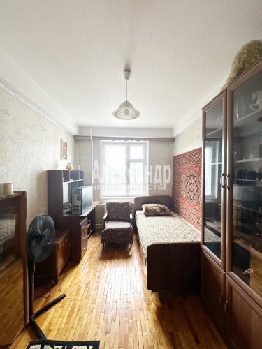 3-комнатная квартира (59м2) на продажу по адресу Сертолово г., Молодцова ул., 11— фото 1 из 13