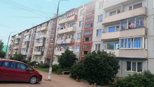 4-комнатная квартира (64м2) на продажу по адресу Каменногорск г., Ленинградское шос., 80— фото 1 из 22